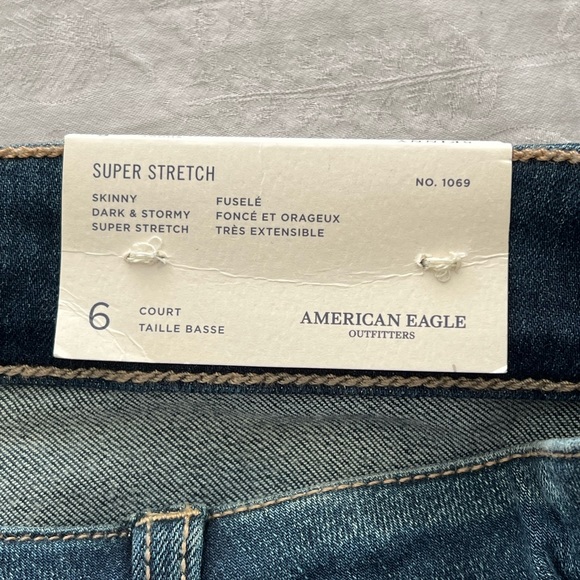 American Eagle Jeans - Picture 4 of 6